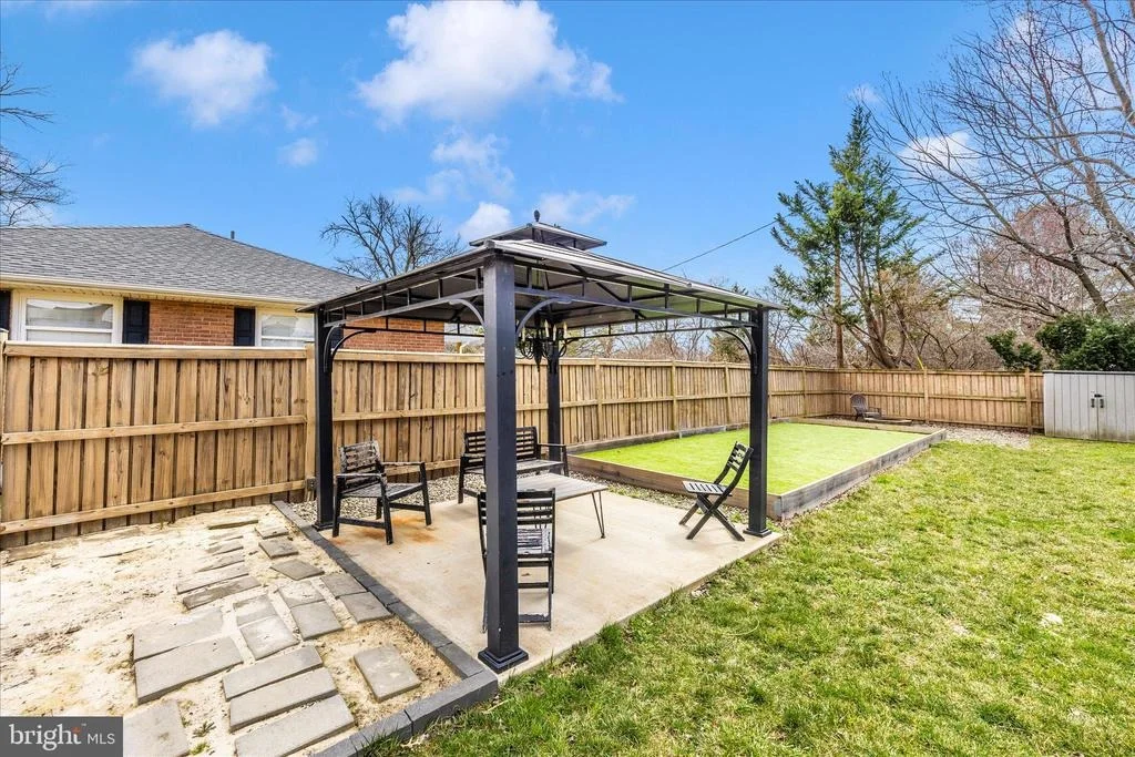 Photo of 212 BAUGHMANS LANE