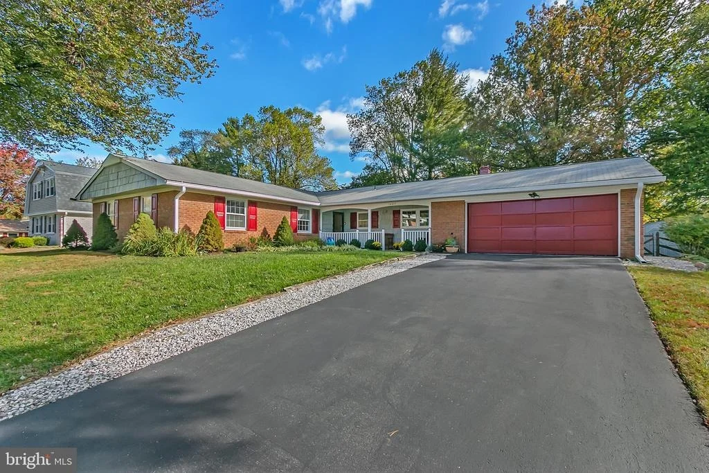 Photo of 14017 BLAZER LANE