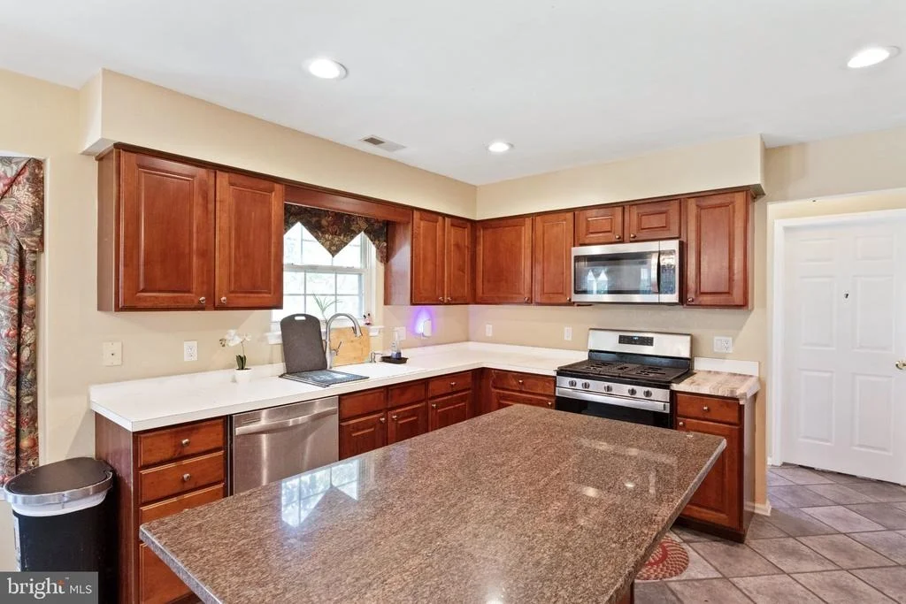 Photo of 7 CRYSTAL COURT