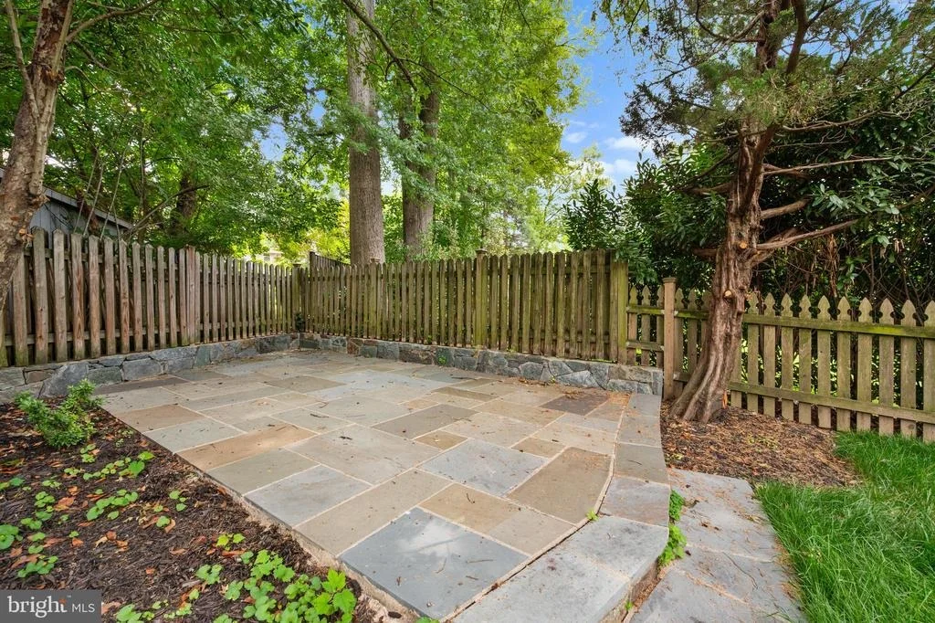 Photo of 4513 PULLER DRIVE