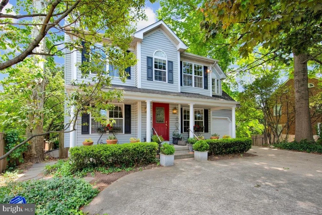 Photo of 8929 COLESVILLE ROAD