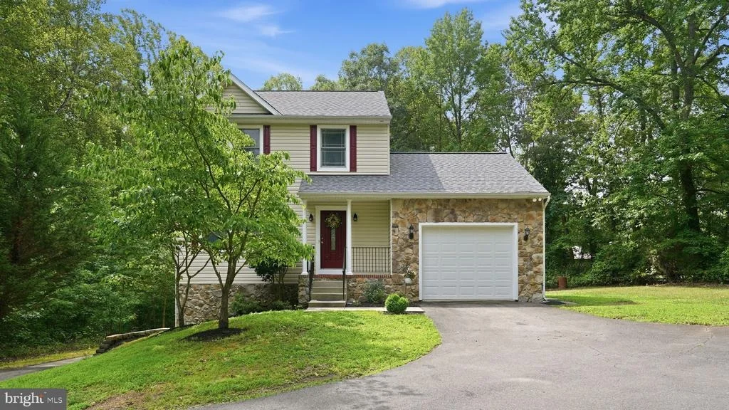 Photo of 9295 IVY HILL LOOP