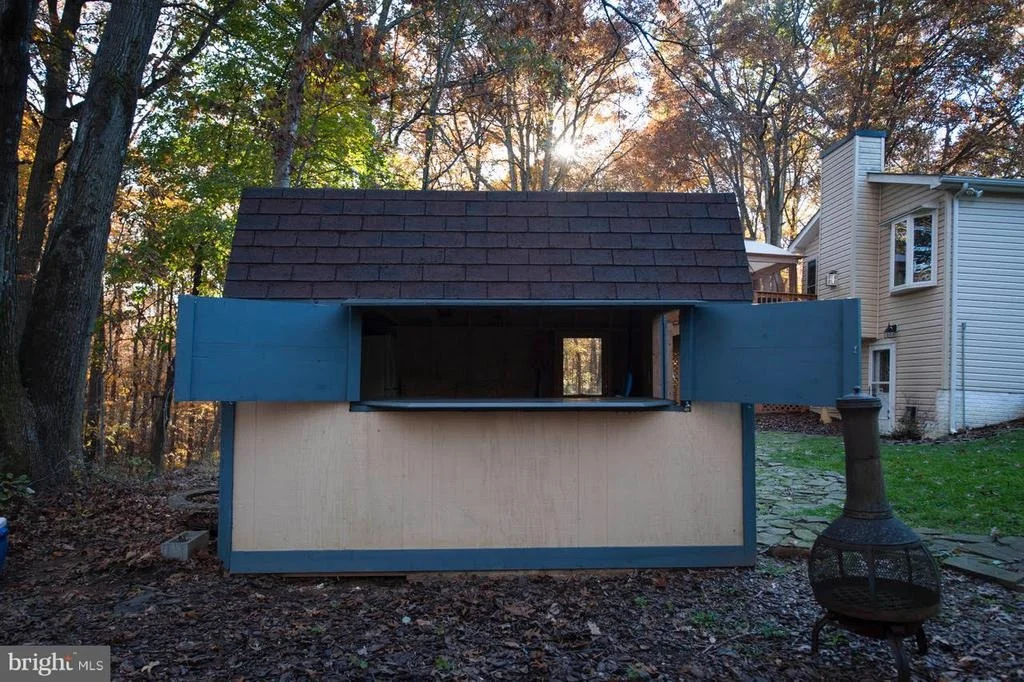 Photo of 828 WILDA DRIVE