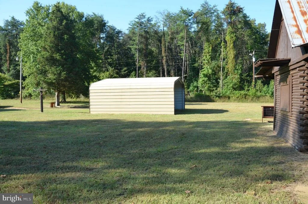 Photo of 6200 FENWICK ROAD