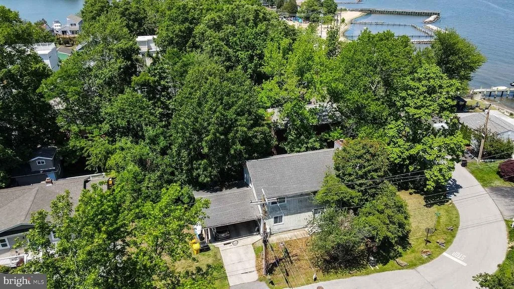 Photo of 3328 SHORE DRIVE