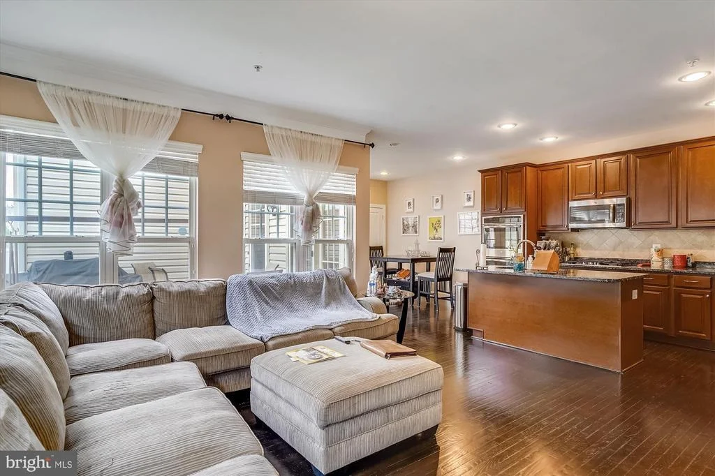 Photo of 23621 SUGAR VIEW DRIVE