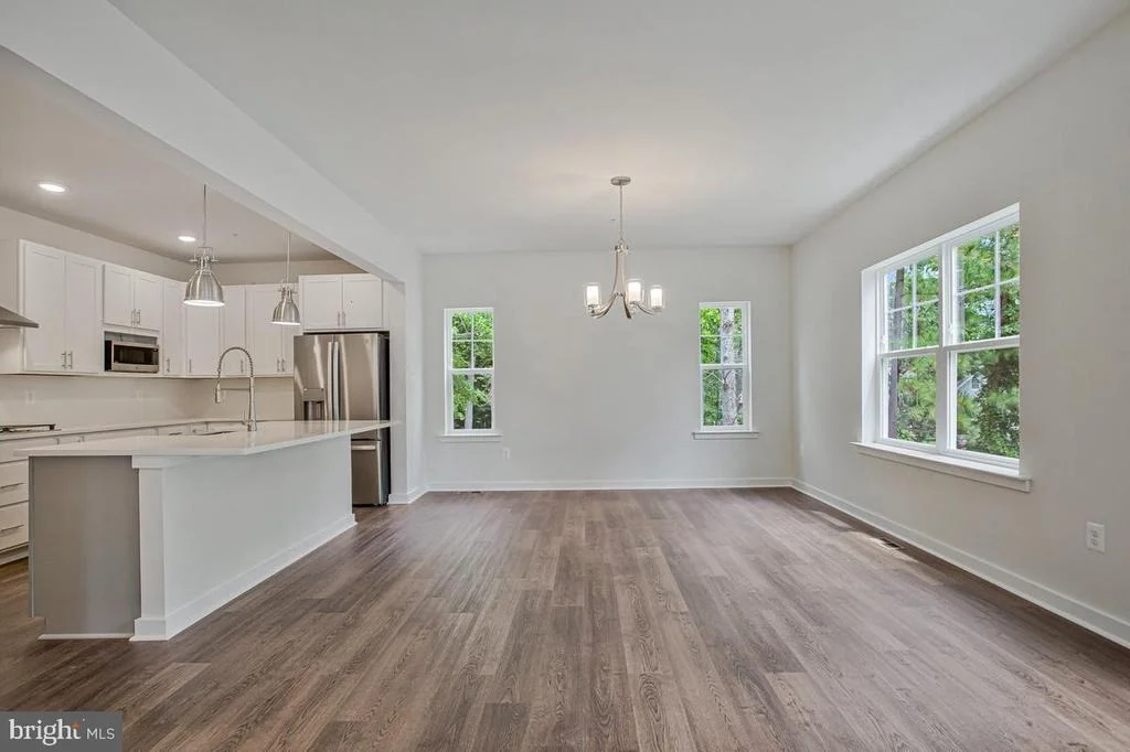 Photo of 721 NOLLMEYER ROAD