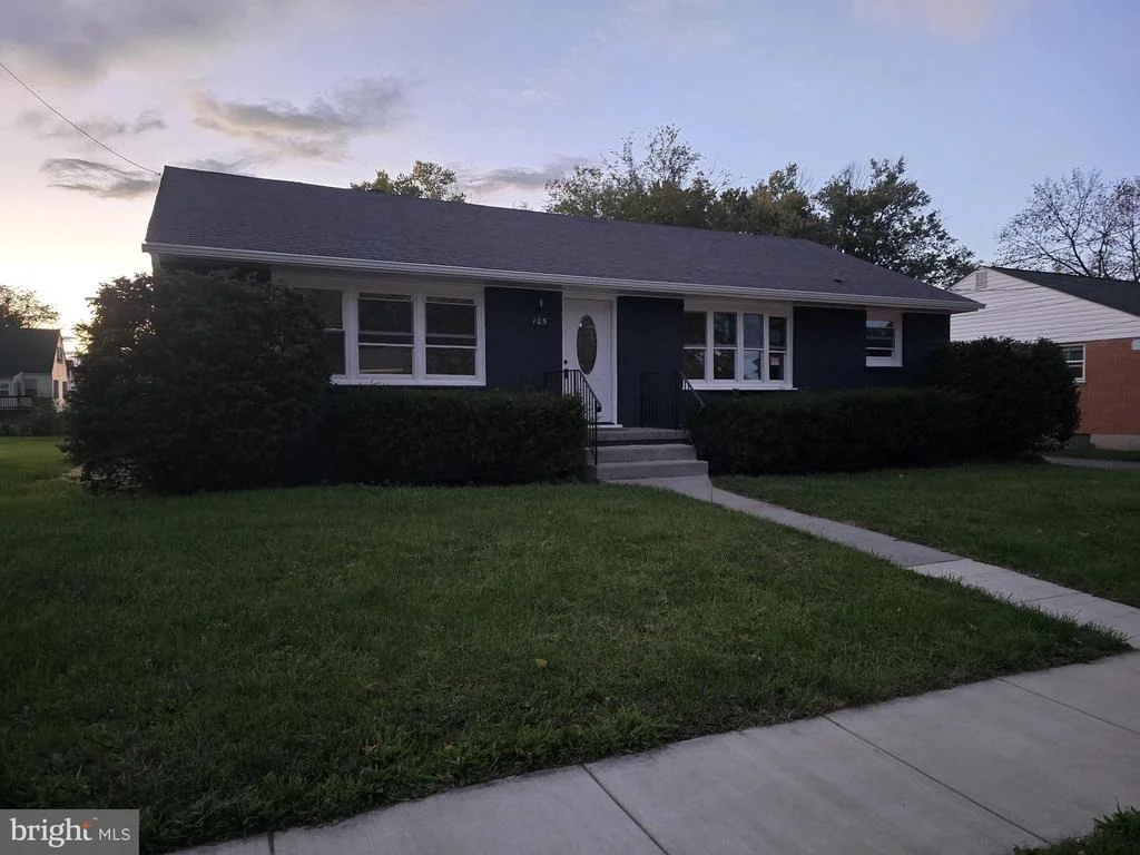Photo of 105 CHRISTOPHER DRIVE