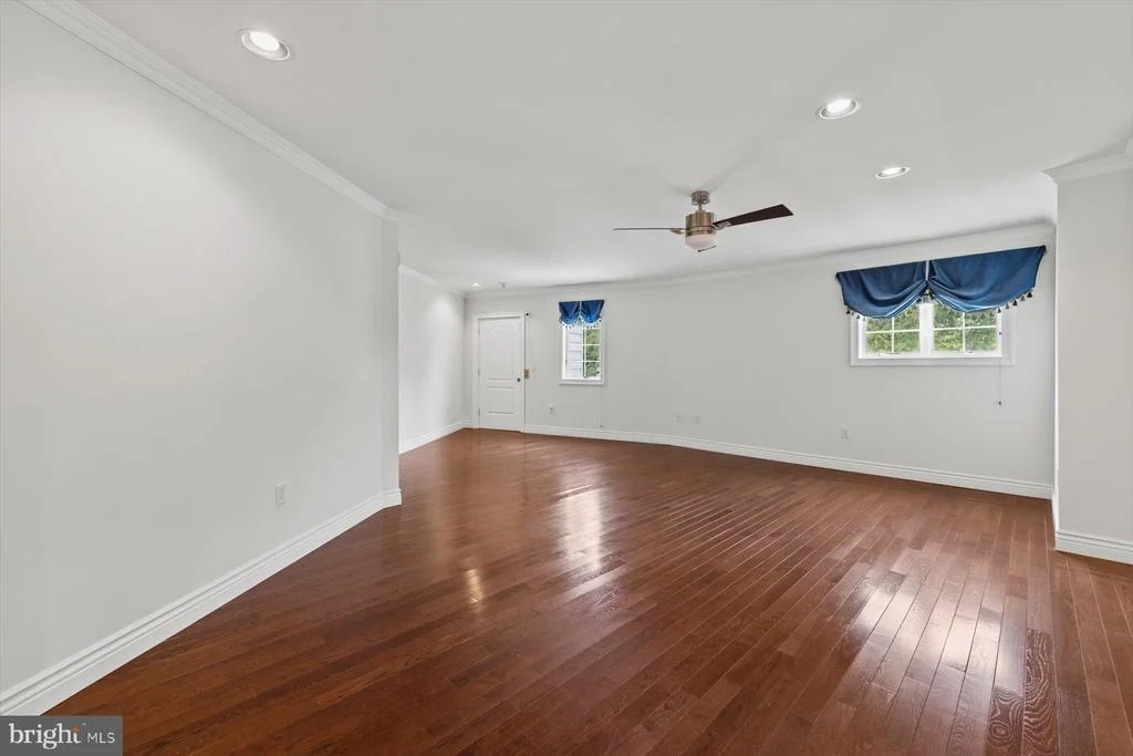 Photo of 20340 SILVER LAKE DRIVE