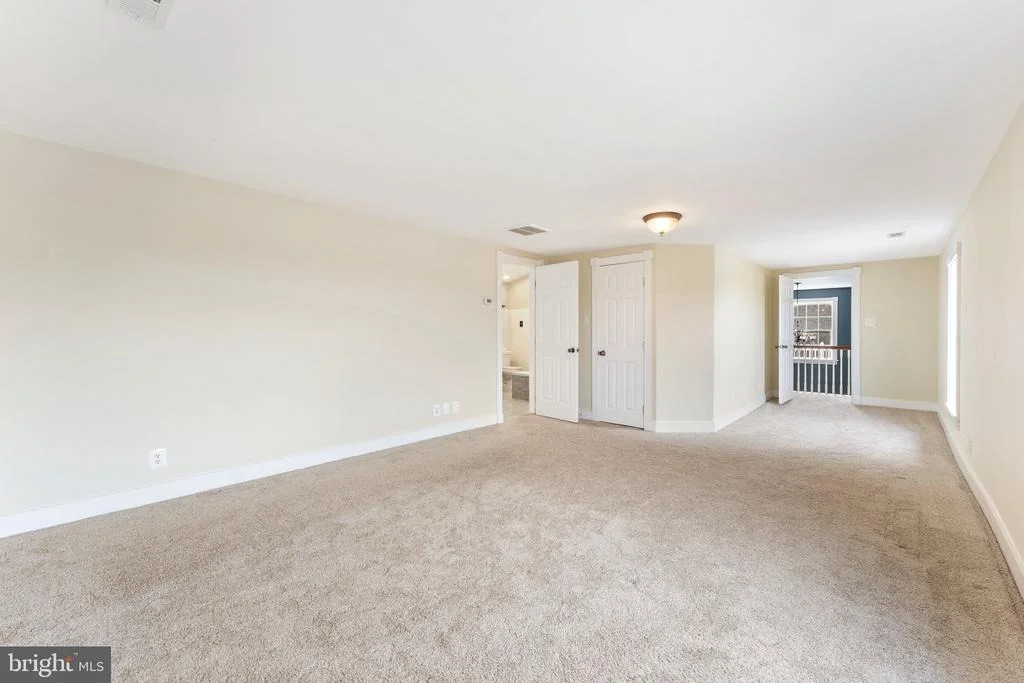 Photo of 18499 AUBURN ROAD