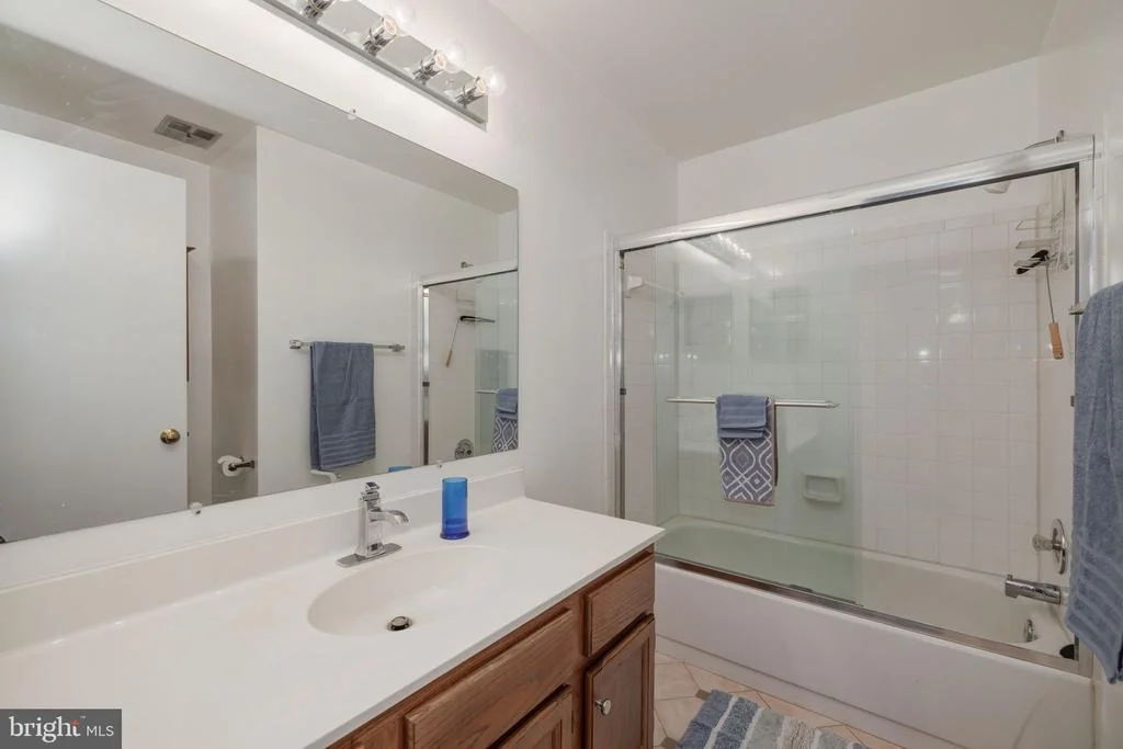 Photo of 6929 SPANKER DRIVE