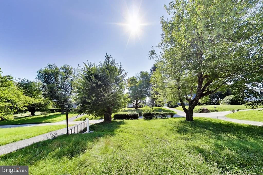 Photo of 16008 BATSON ROAD