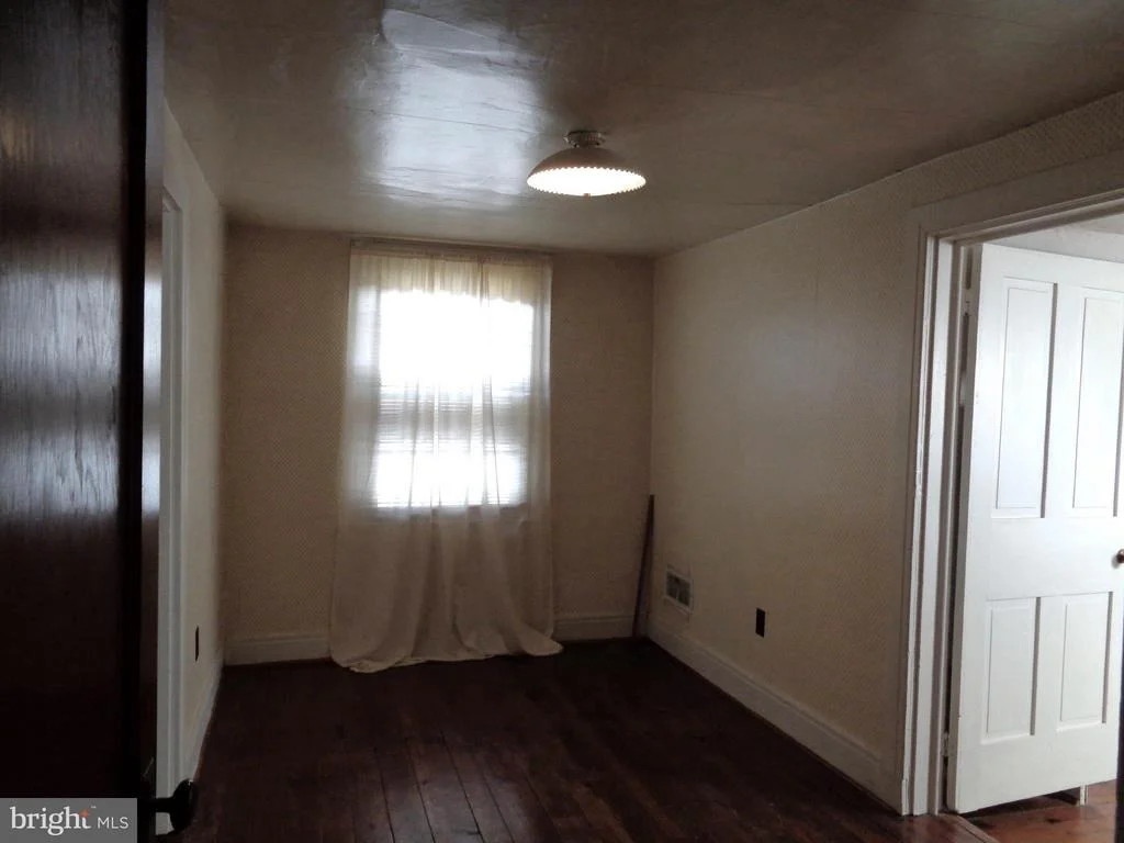 Photo of 9023 WALNUT STREET