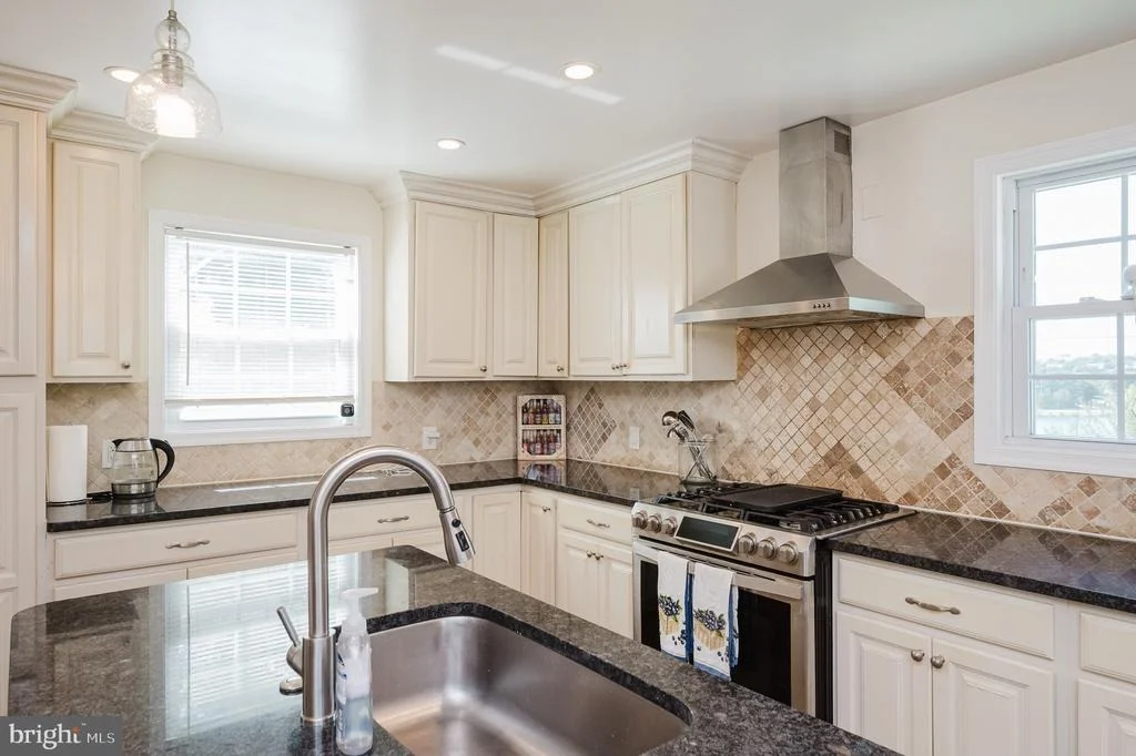 Photo of 3210 HARFORD ROAD