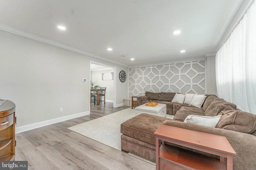 Photo of 20 WALNUT STREET