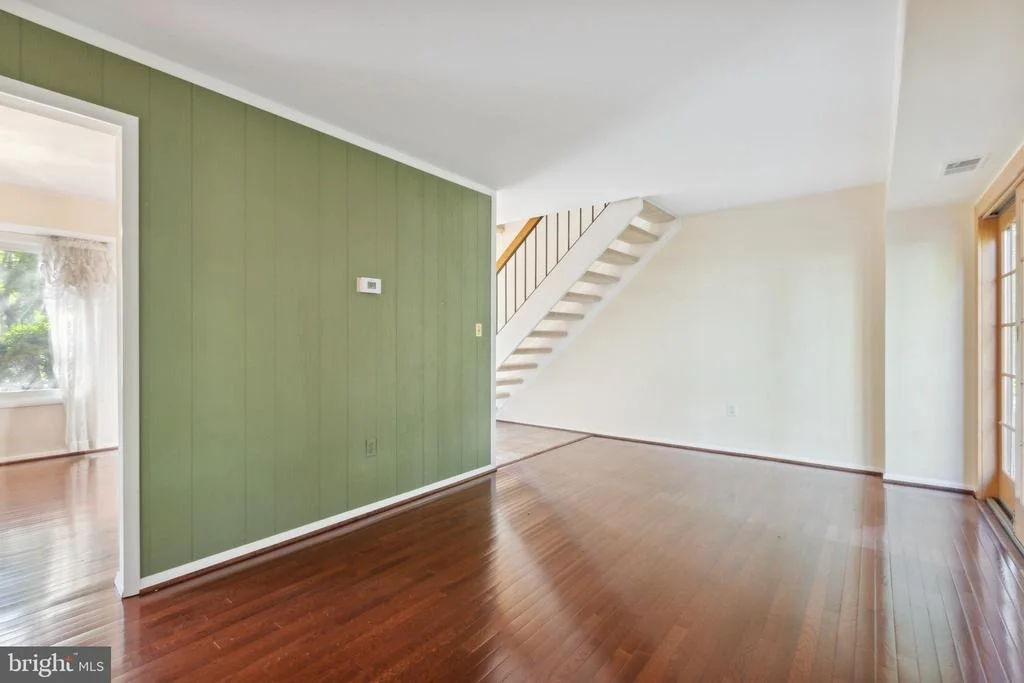 Photo of 18700 CONSIDINE DRIVE