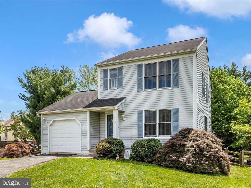 Photo of 2124 COLLINGWOOD LANE