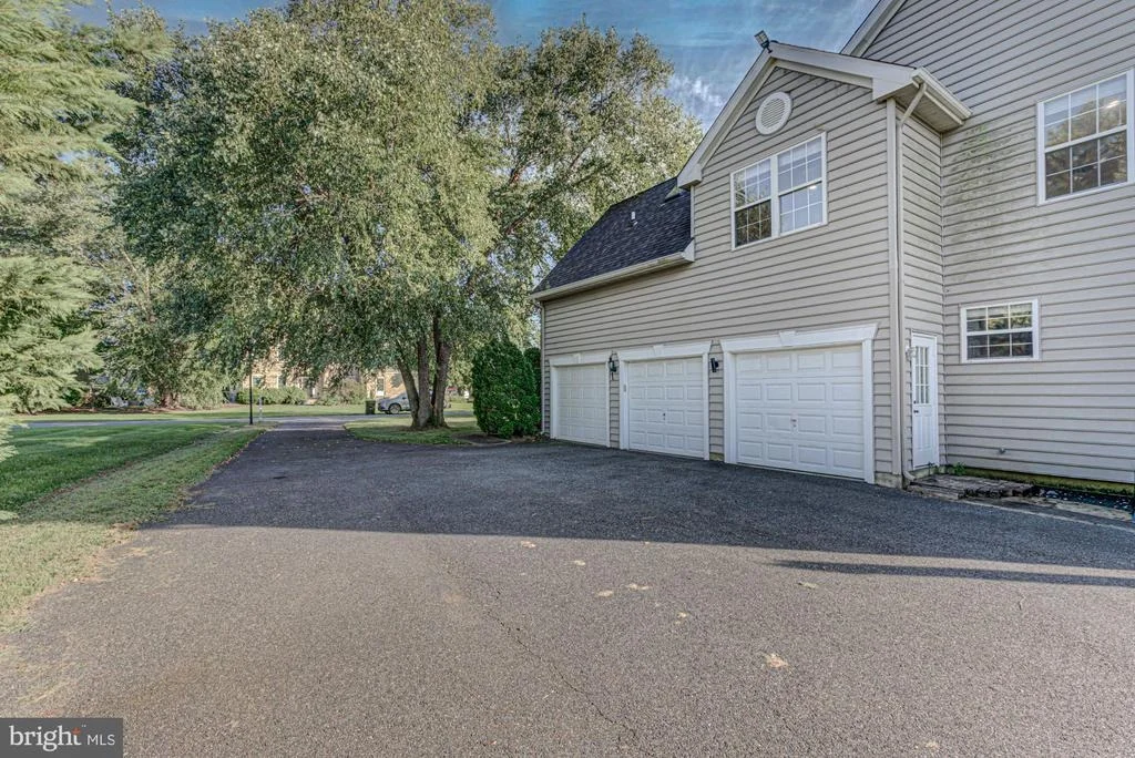 Photo of 218 SHEATS LANE