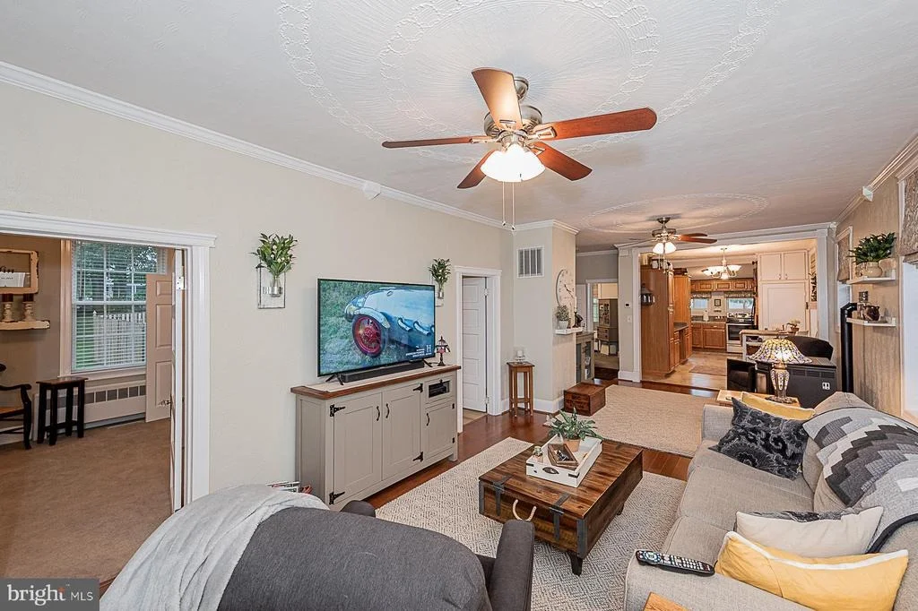 Photo of 8013 TELEGRAPH ROAD