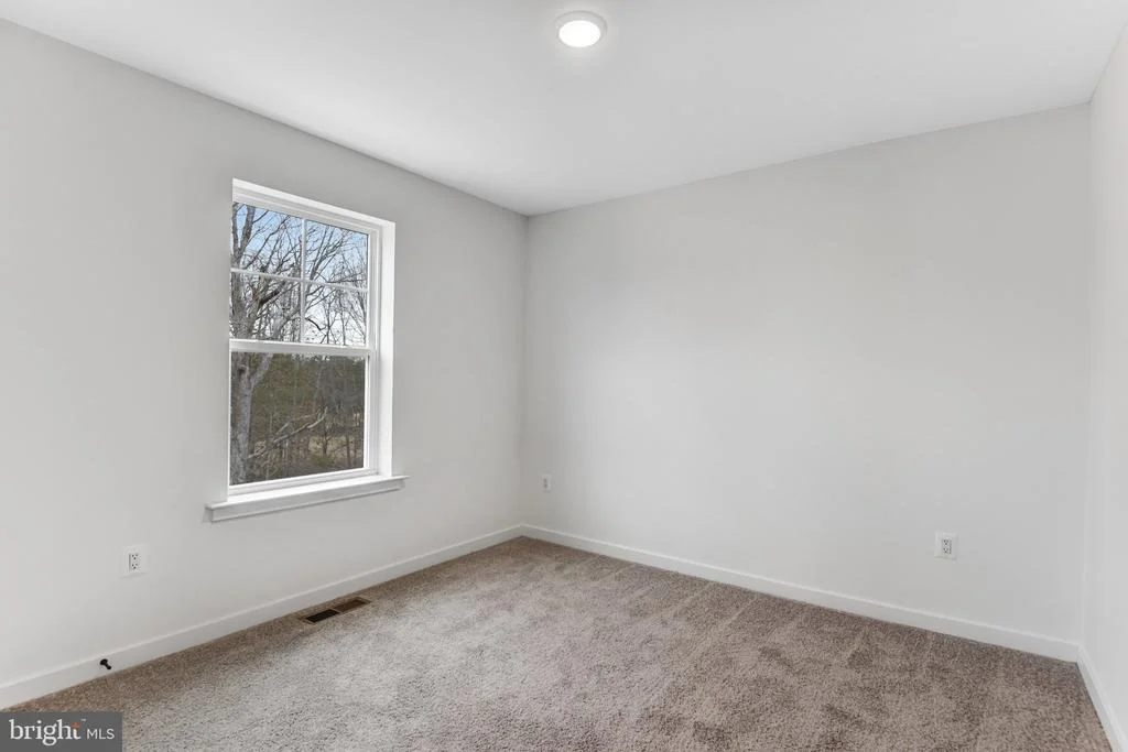 Photo of 2063 SPRINGVALE DRIVE