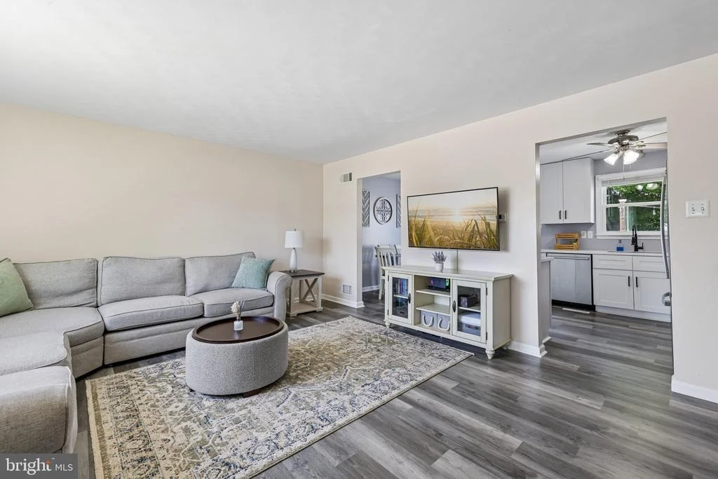 Photo of 904 HORIZON ROAD