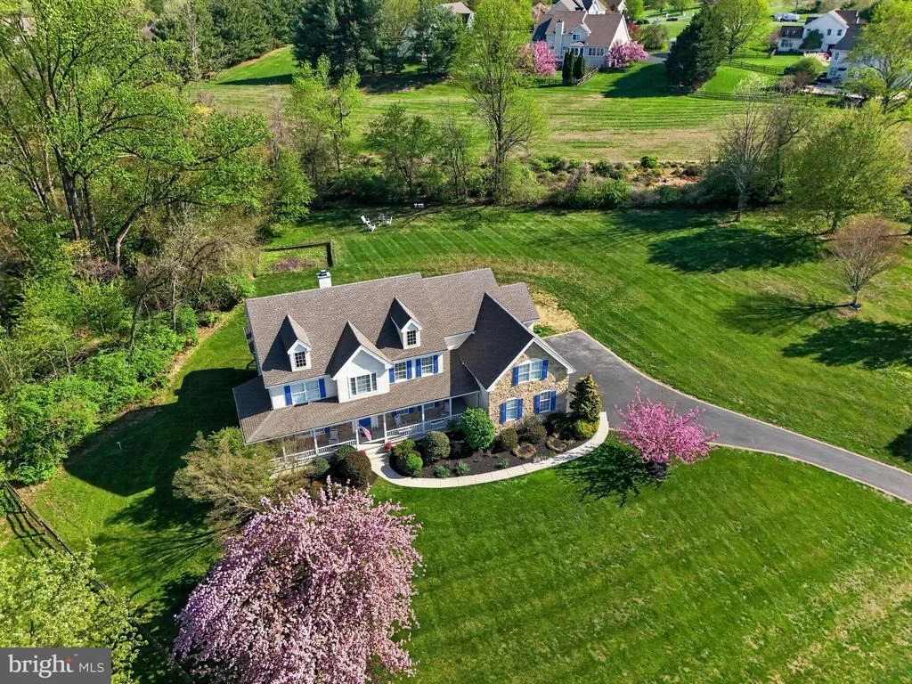Photo of 116 WATERFALL LANE
