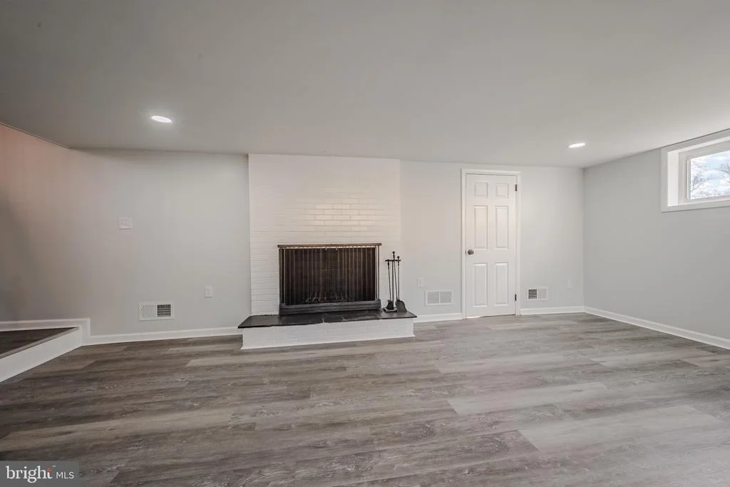 Photo of 1303 NEWCOMB ROAD
