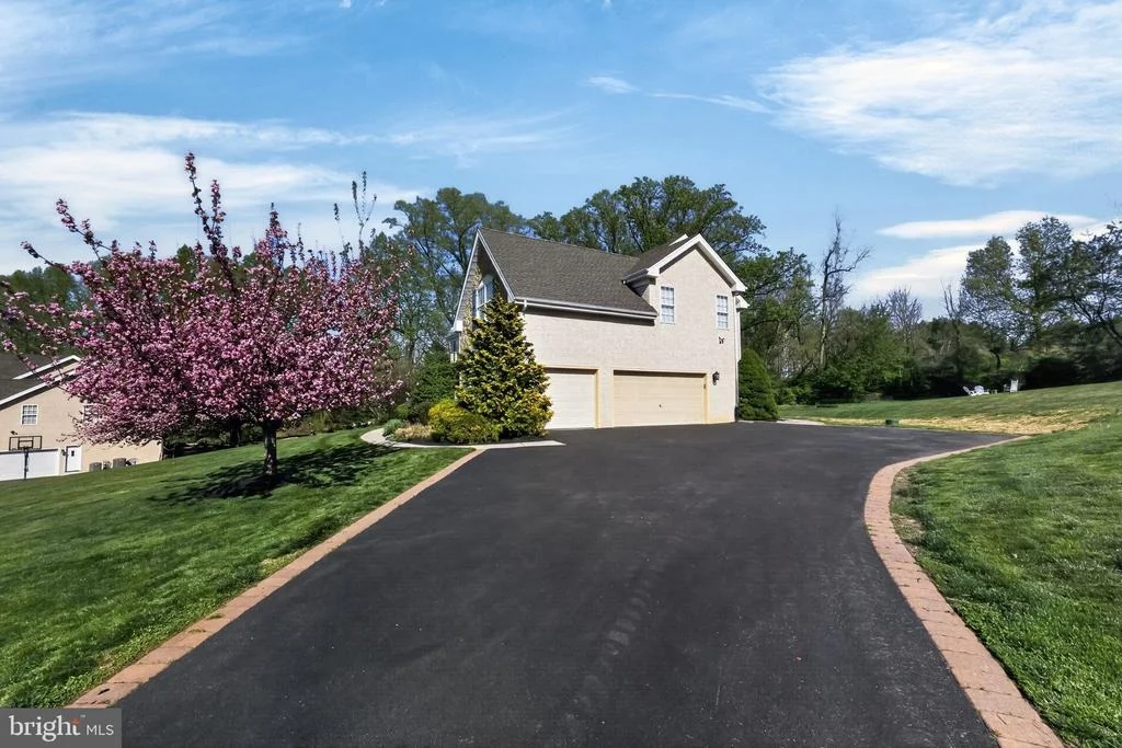 Photo of 116 WATERFALL LANE