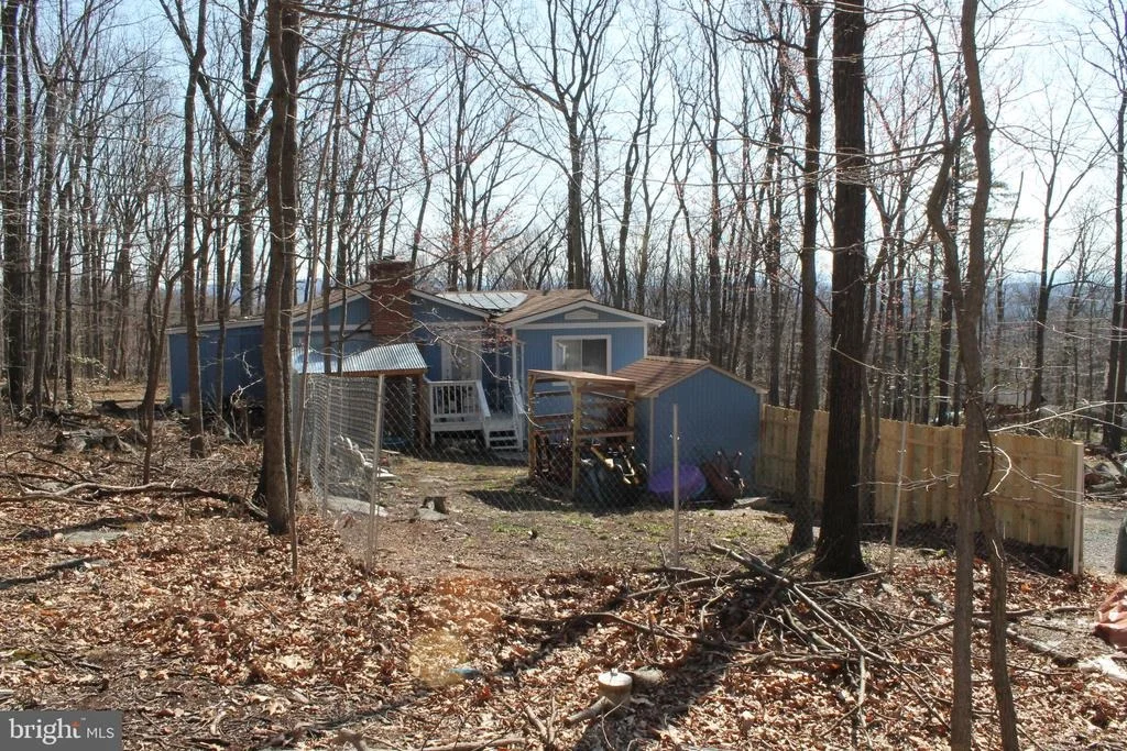 Photo of 288 FOX RUN LANE