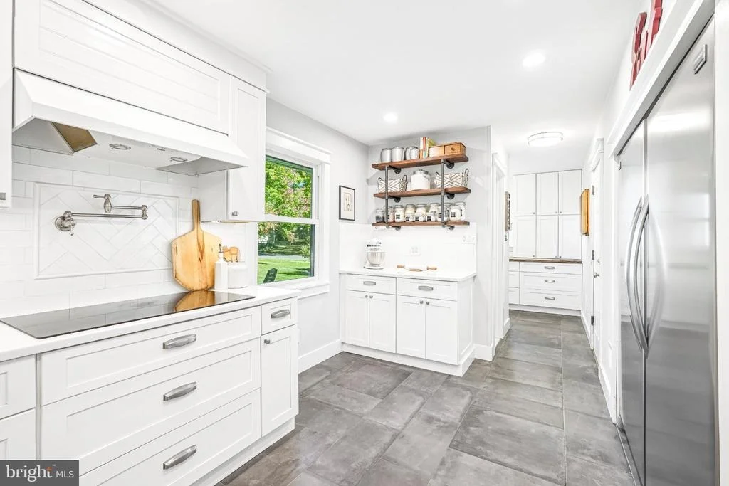 Photo of 2 BEECHCROFT DRIVE