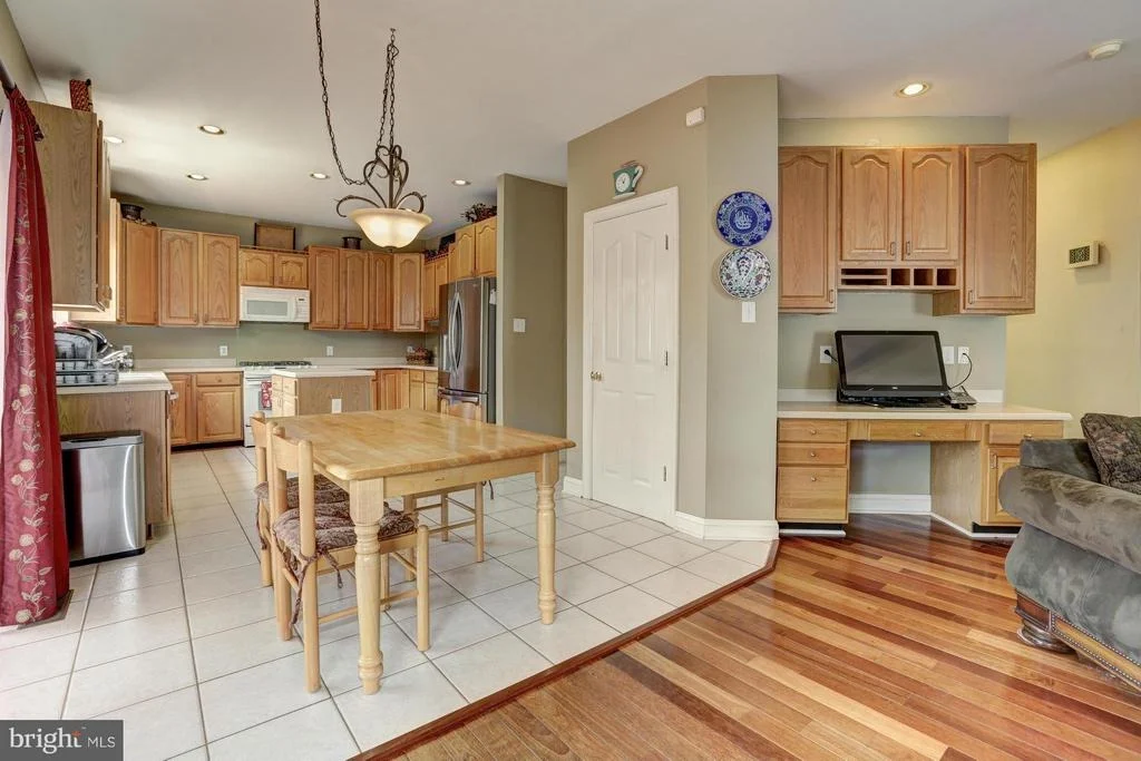 Photo of 4832 BROOM DRIVE