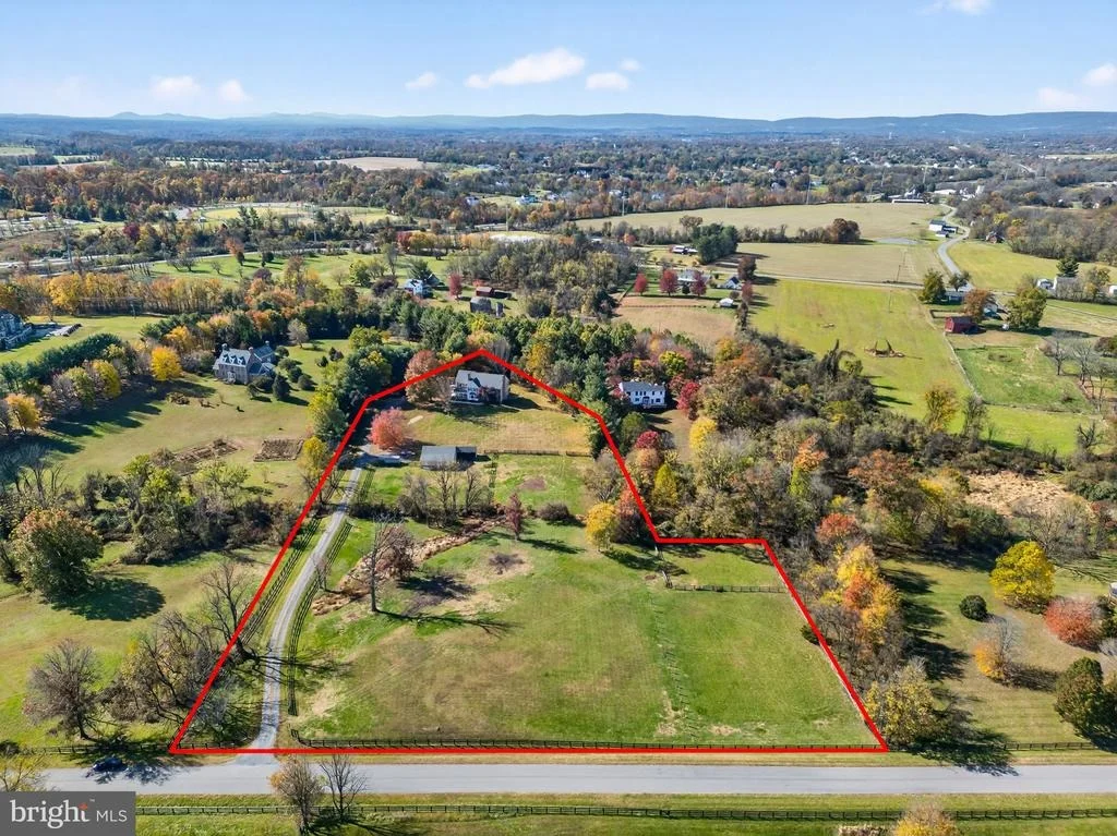 Photo of 17130 QUAIL CREEK CIRCLE