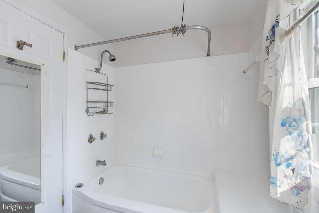 Photo of 2817 STONYBROOK DRIVE