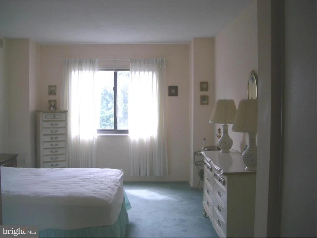Photo of Unit 3523 at 15115 INTERLACHEN DRIVE
