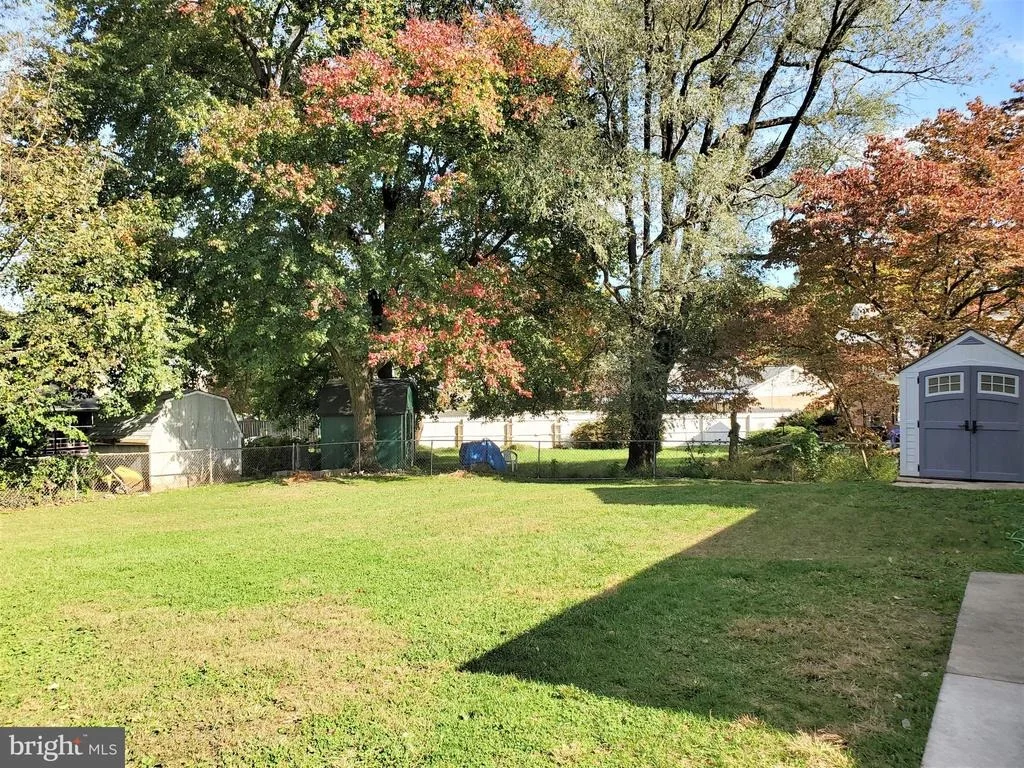 Photo of 13113 FOXHALL DRIVE