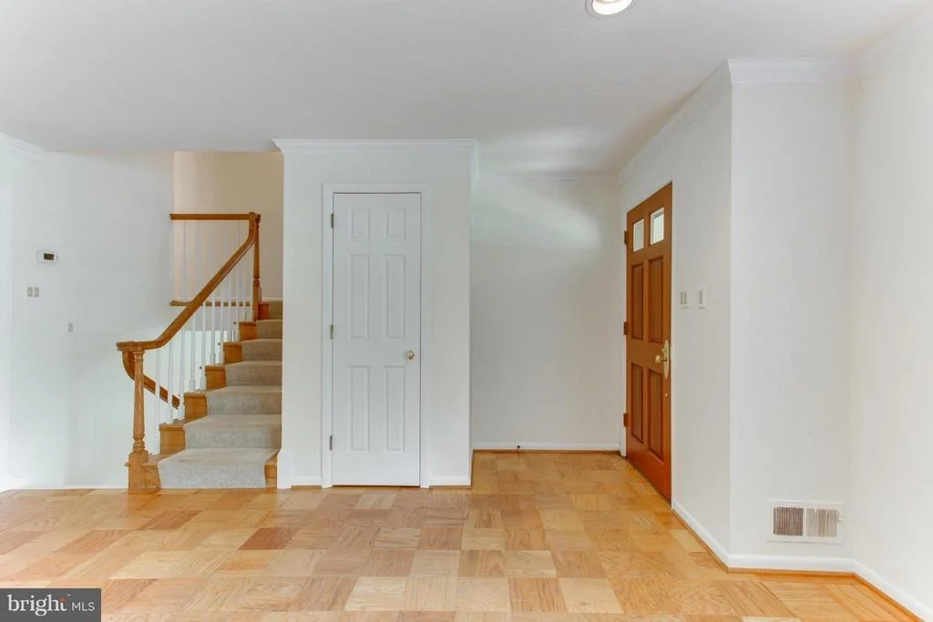 Photo of 7007 BRIGHT AVENUE