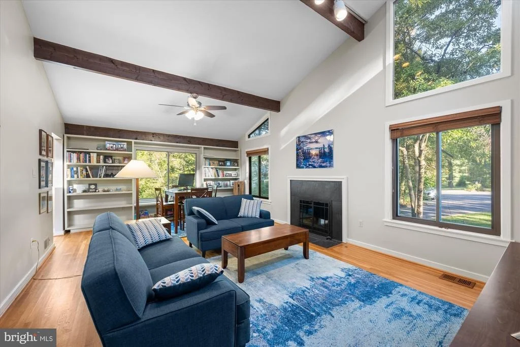 Photo of 6952 DUNCRAIG COURT