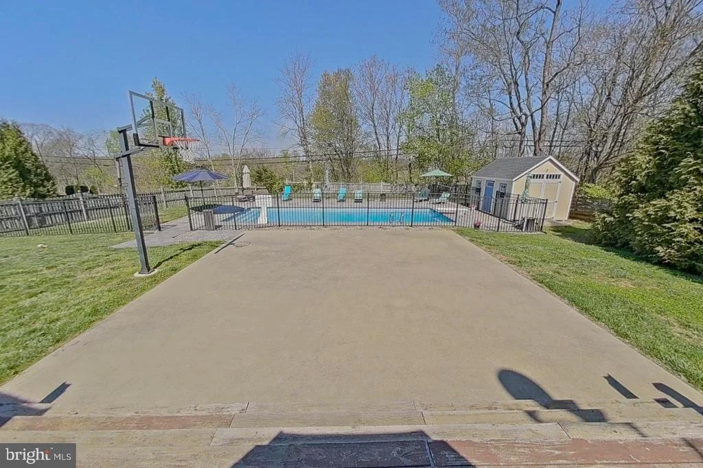 Photo of 809 BROOKRIDGE DRIVE