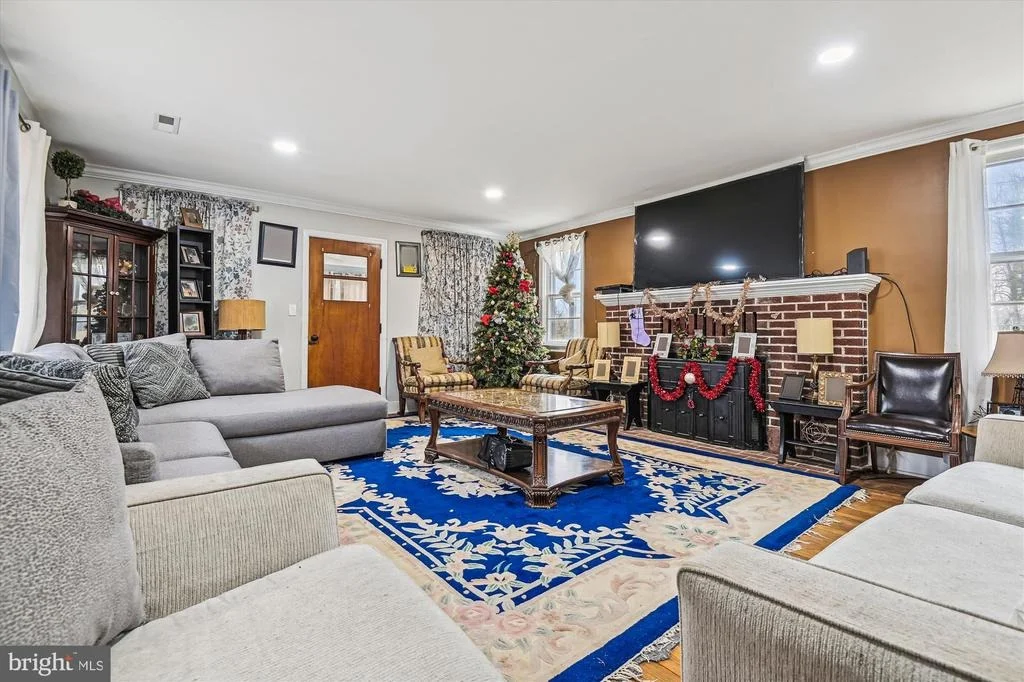 Photo of 307 CROWL ROAD