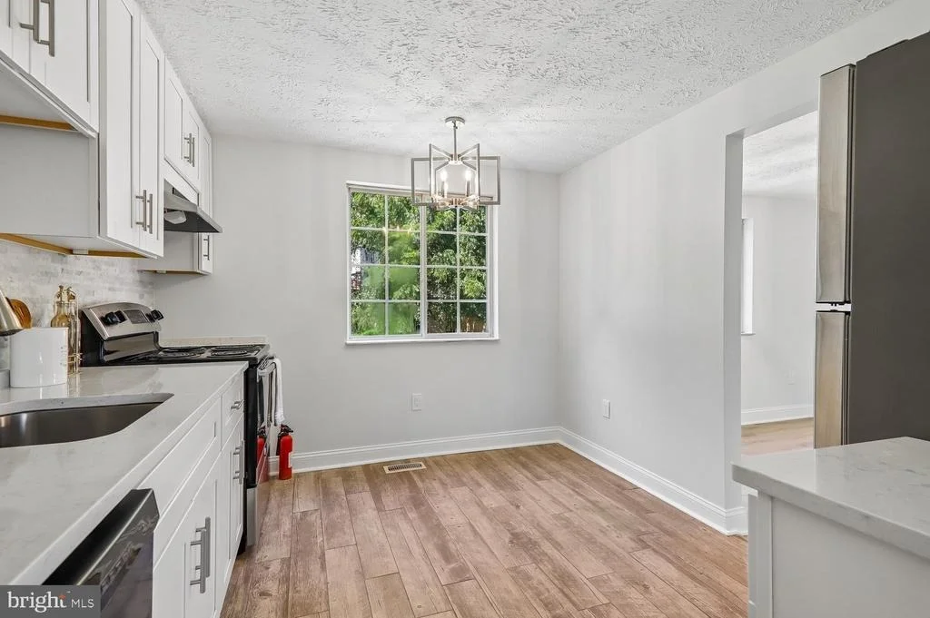 Photo of 6612 SEWARD ROAD