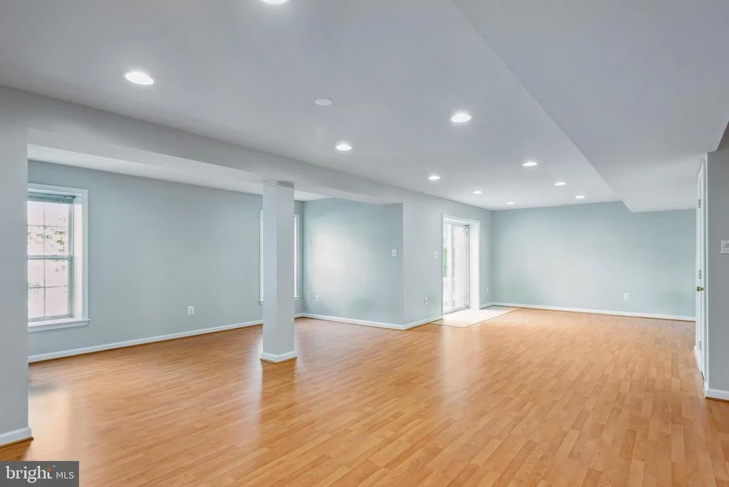Photo of 18303 THUNDERCLOUD ROAD