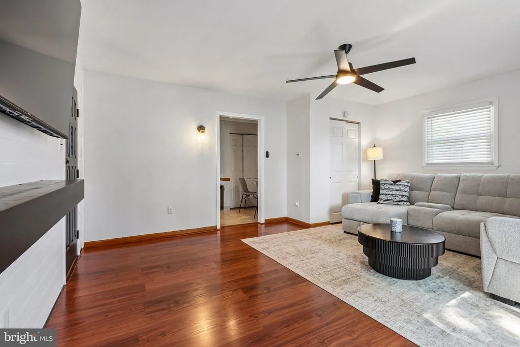 Photo of 469 WINDSOR DRIVE