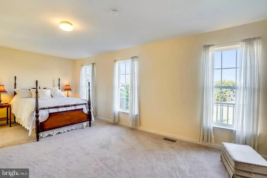 Photo of 2244 CHEROKEE DRIVE