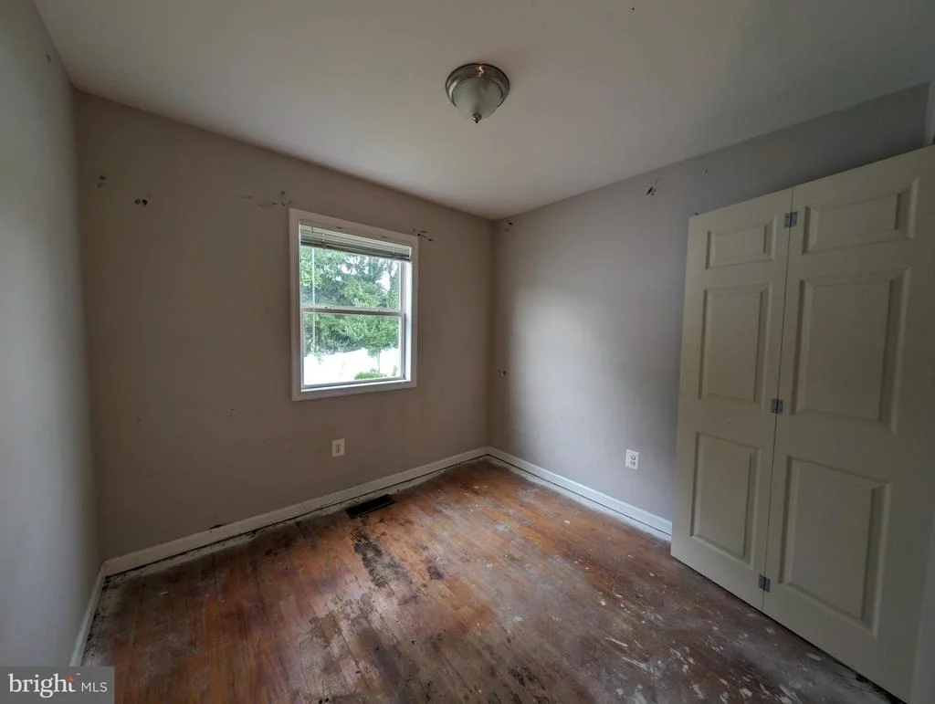 Photo of 503 CATALPA LANE