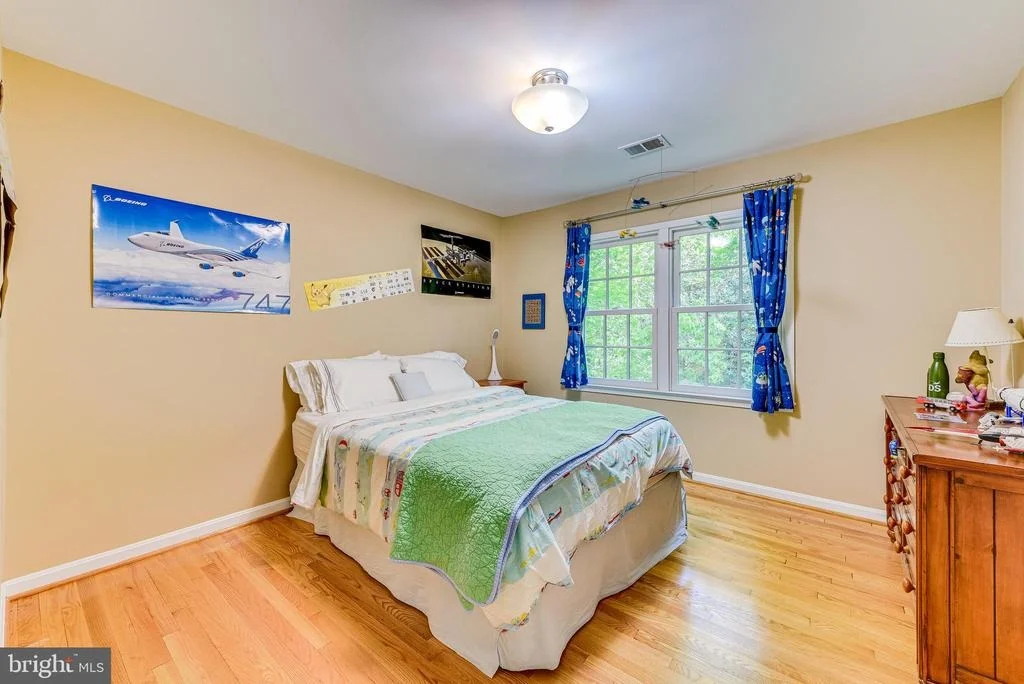 Photo of 5815 BENT TWIG ROAD