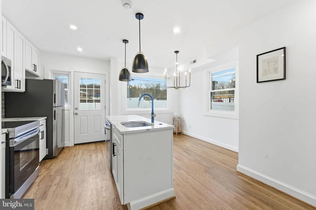 Photo of 4243 HILDRETH STREET SE