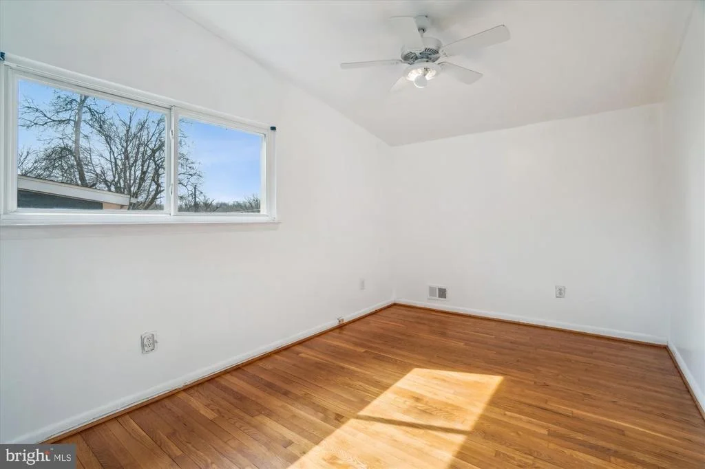 Photo of 11409 FAIROAK DRIVE