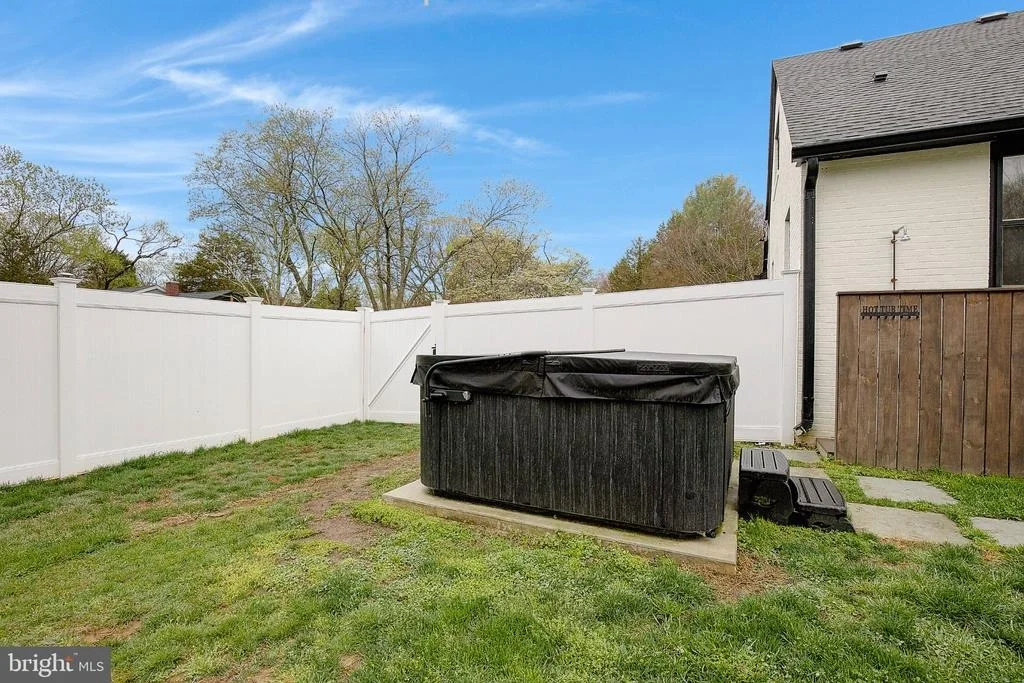 Photo of 818 CEDARCROFT DRIVE