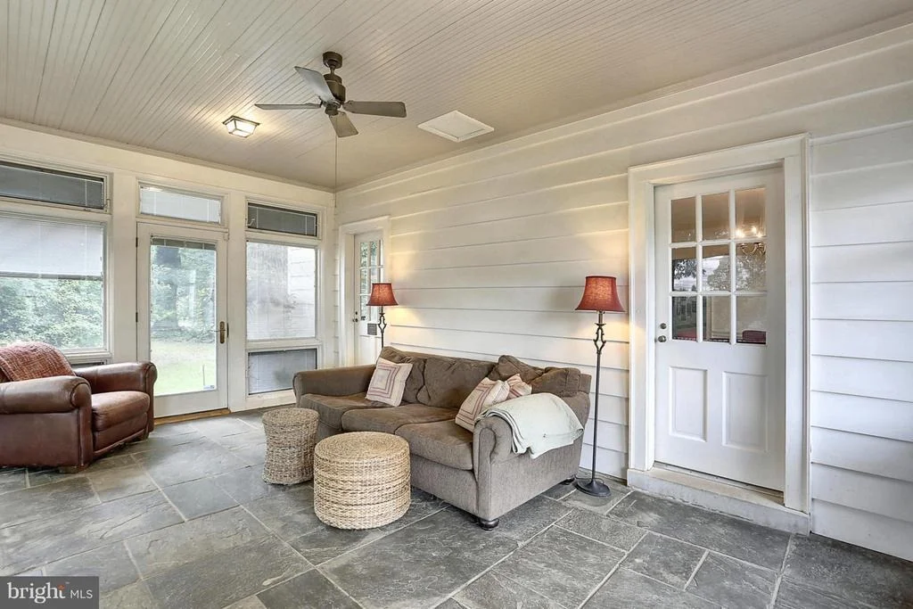 Photo of 17415 BATCHELLORS FOREST ROAD