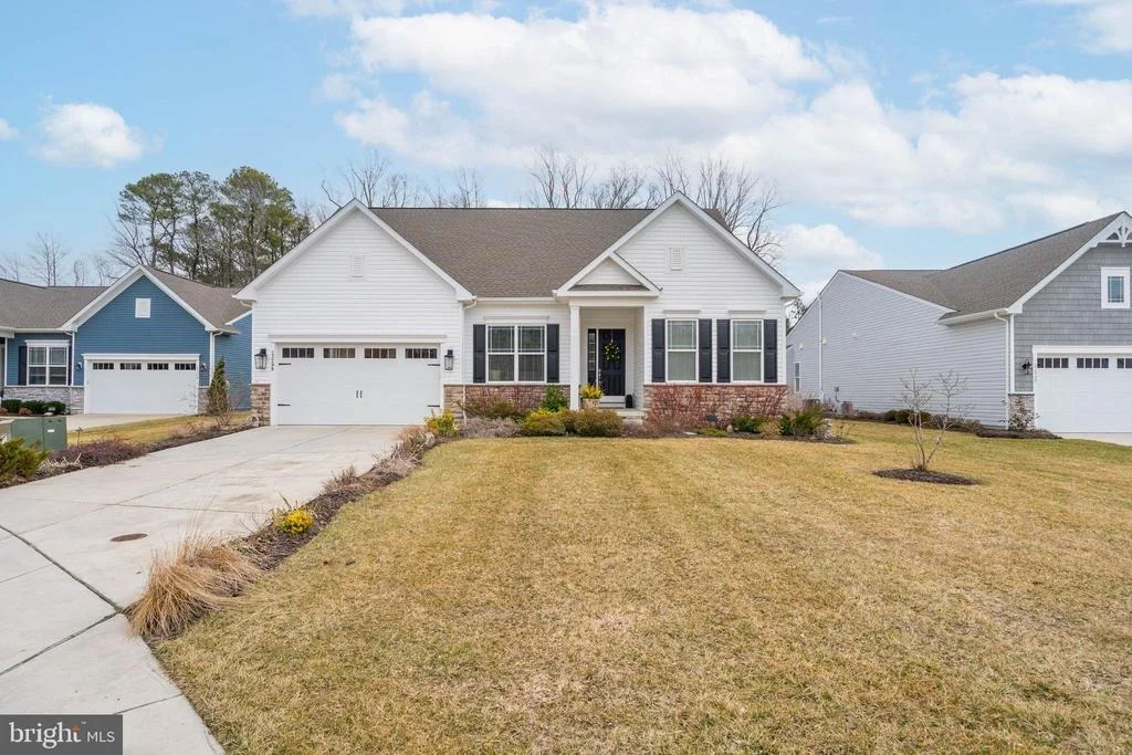 Photo of 23298 BOURBON CIRCLE